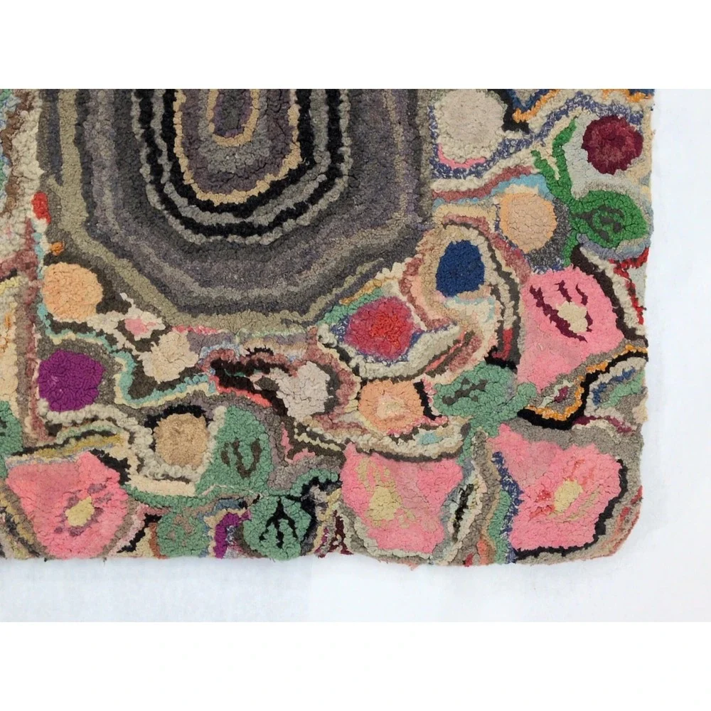 VTG Antique Hand Hooked Rug Wool Crazy Unique Folk Art Handmade Hit Or Miss